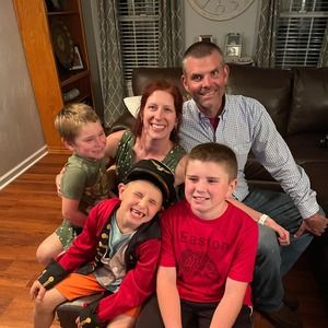 Meet your Posher, Liz